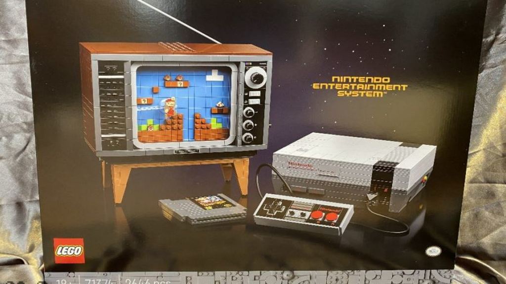 A-Lego-NES-console-set-is-releasing-and-the-first-images-have-already-leaked
