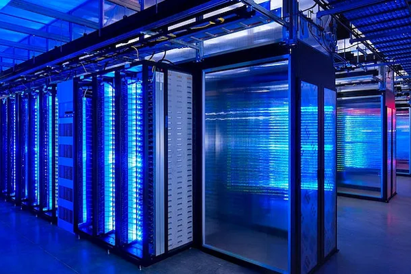 Understanding-Server-Racks-and-Servers-The-Backbone-of-Modern-IT-Infrastructure